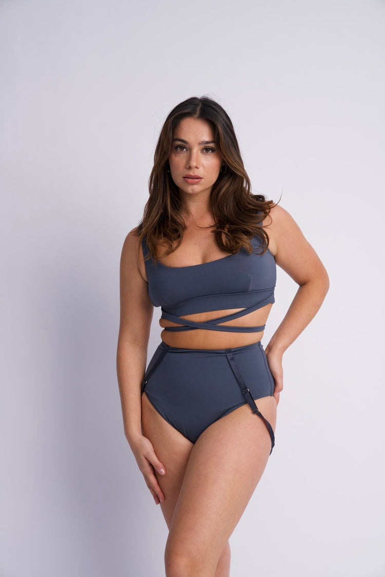 What to Wear to Your First Pole Dance Class: The Complete Beginner's Guide